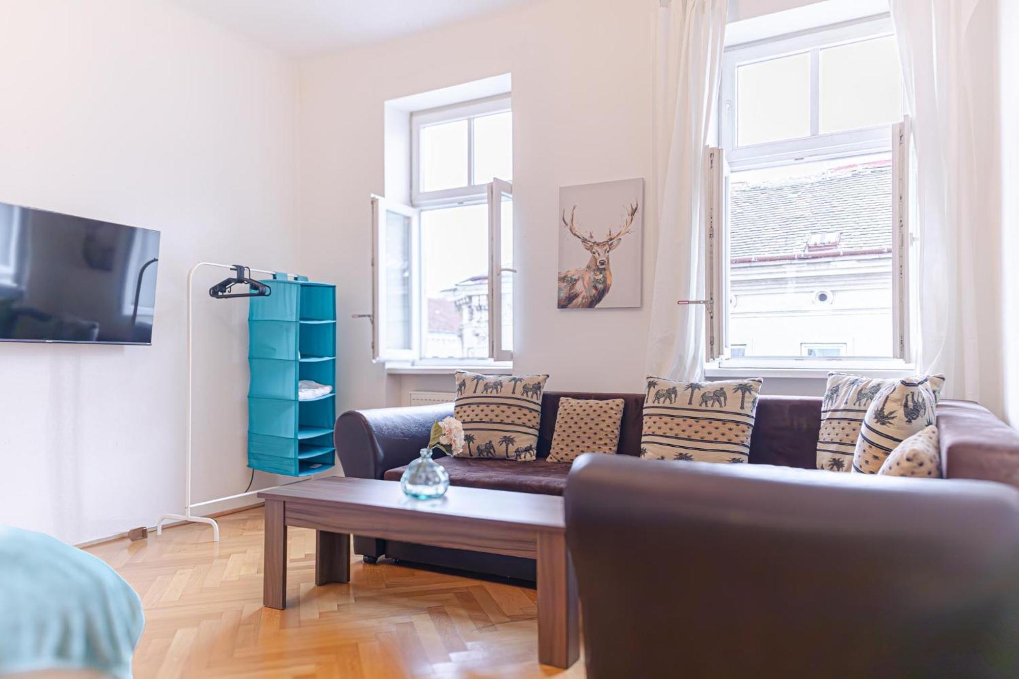 Amazing 2Br City Stay, Wiener Stadthalle Dış mekan fotoğraf